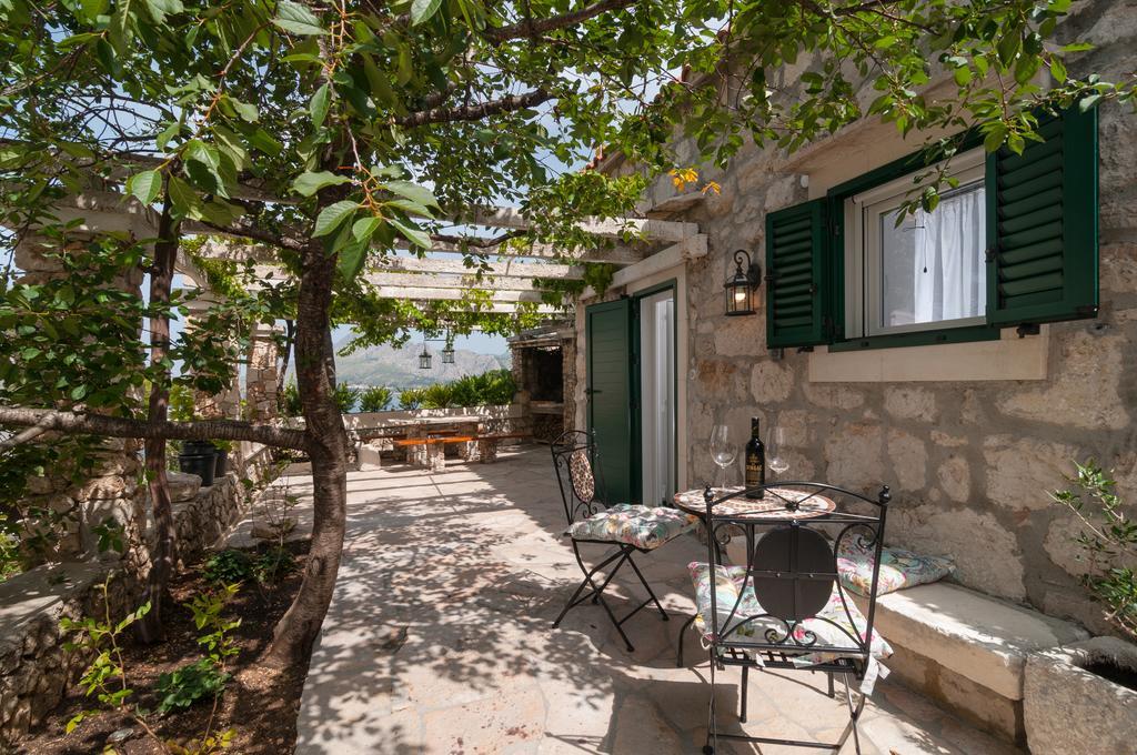 Apartments Larsen Omis Luaran gambar