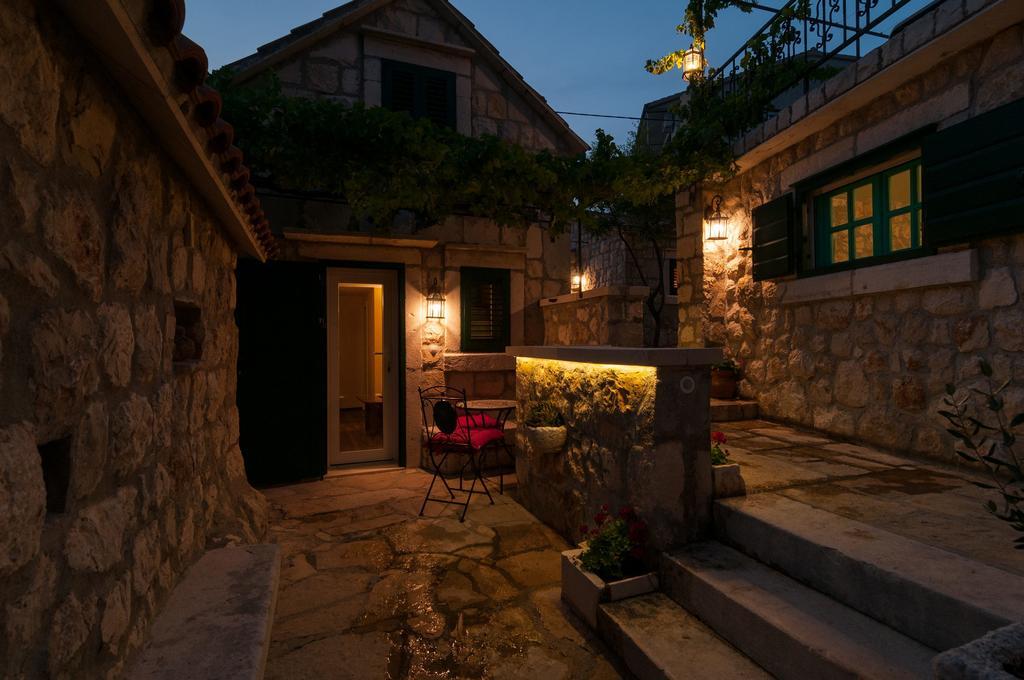 Apartments Larsen Omis Luaran gambar