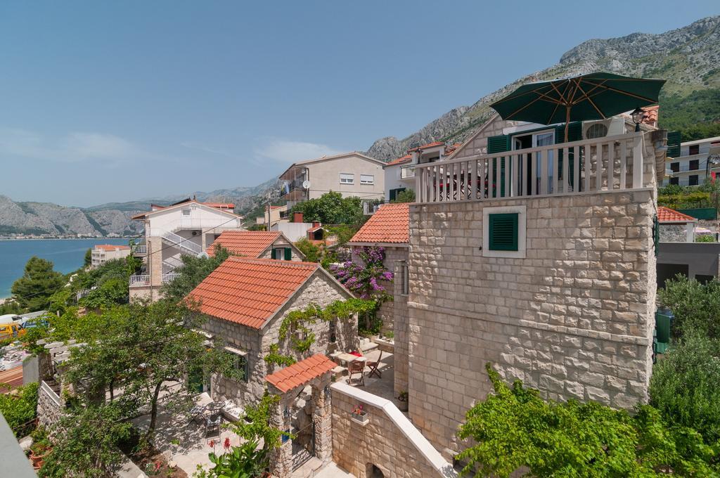 Apartments Larsen Omis Luaran gambar