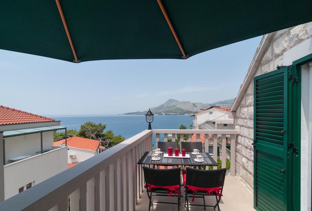 Apartments Larsen Omis Luaran gambar