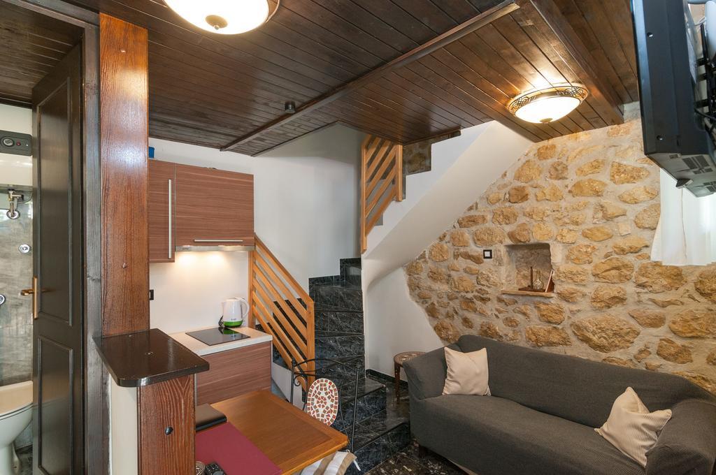 Apartments Larsen Omis Luaran gambar